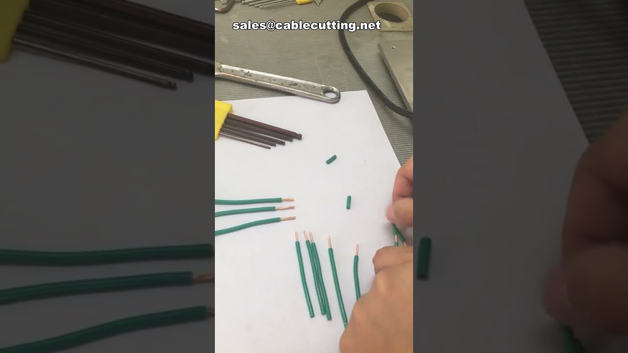 Macchina per spelatura e attorcigliatura semiautomatica – Ottimizza la produzione di cablaggi