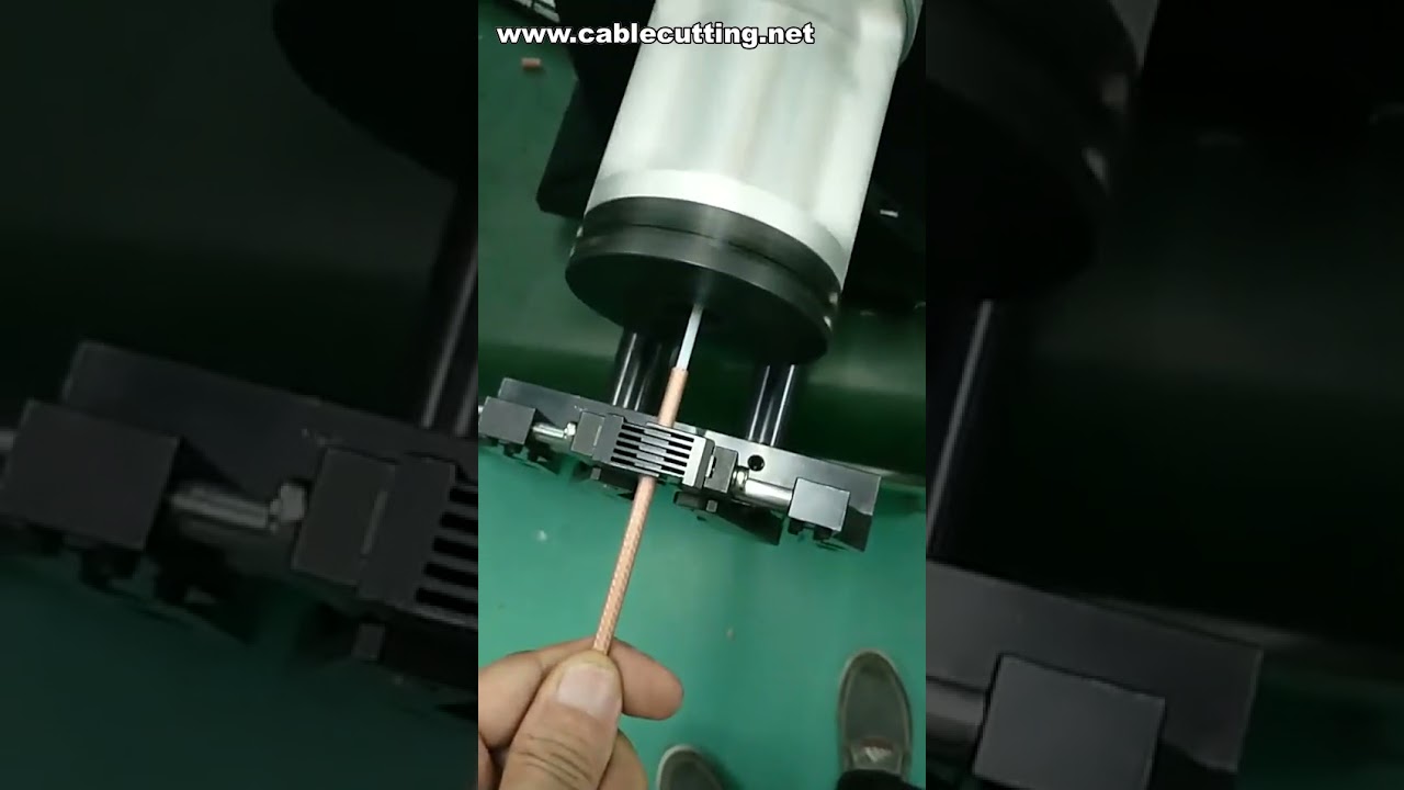 Spelafili Rotativo Professionale | Macchina Spellacavi per Cavi di Potenza e Coassiali