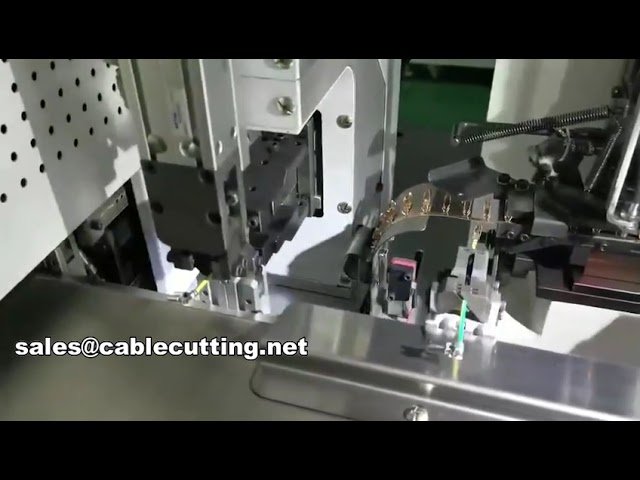 Macchina per inserimento tubi termoretraibili WPM-068 | Automazione cablaggi