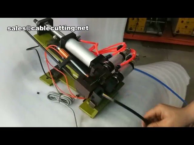 Macchina Spellacavi Pneumatica e Manuale per Cavi Multipolari - Attrezzatura Industriale per Stripping