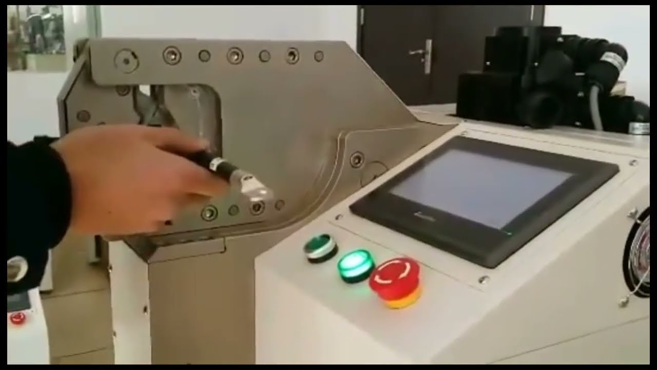 Crimpatrice automatica per terminali esagonali: 20t, 120mm, servoazionamento