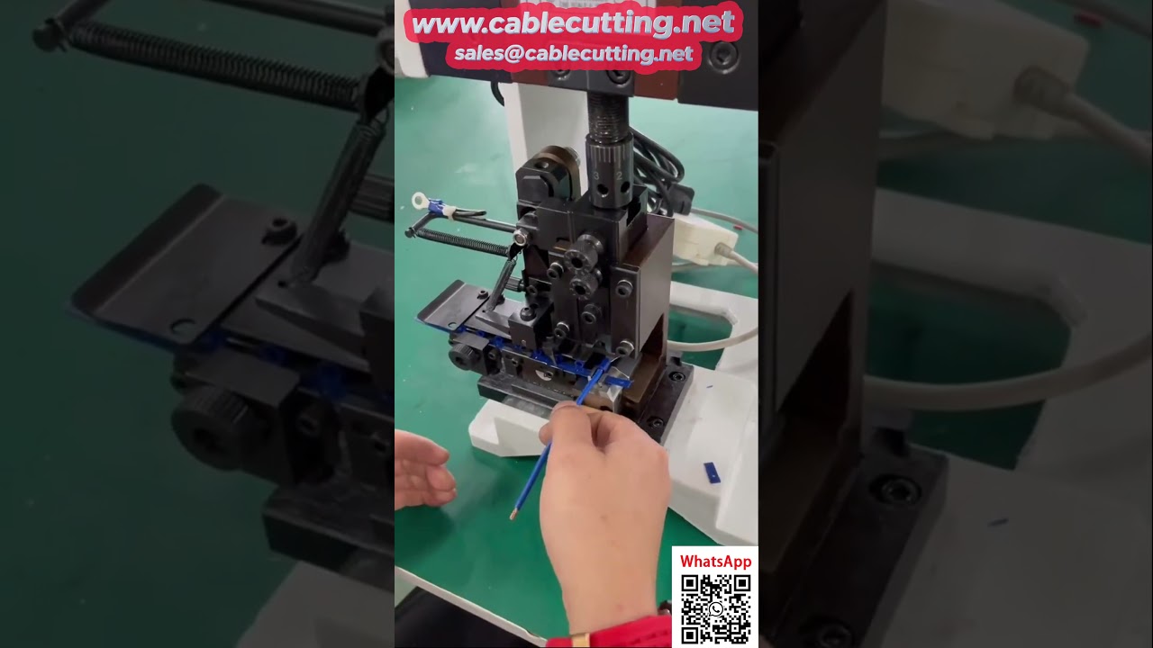 Macchina crimpatrice di terminali personalizzabile con alimentazione automatica opzionale