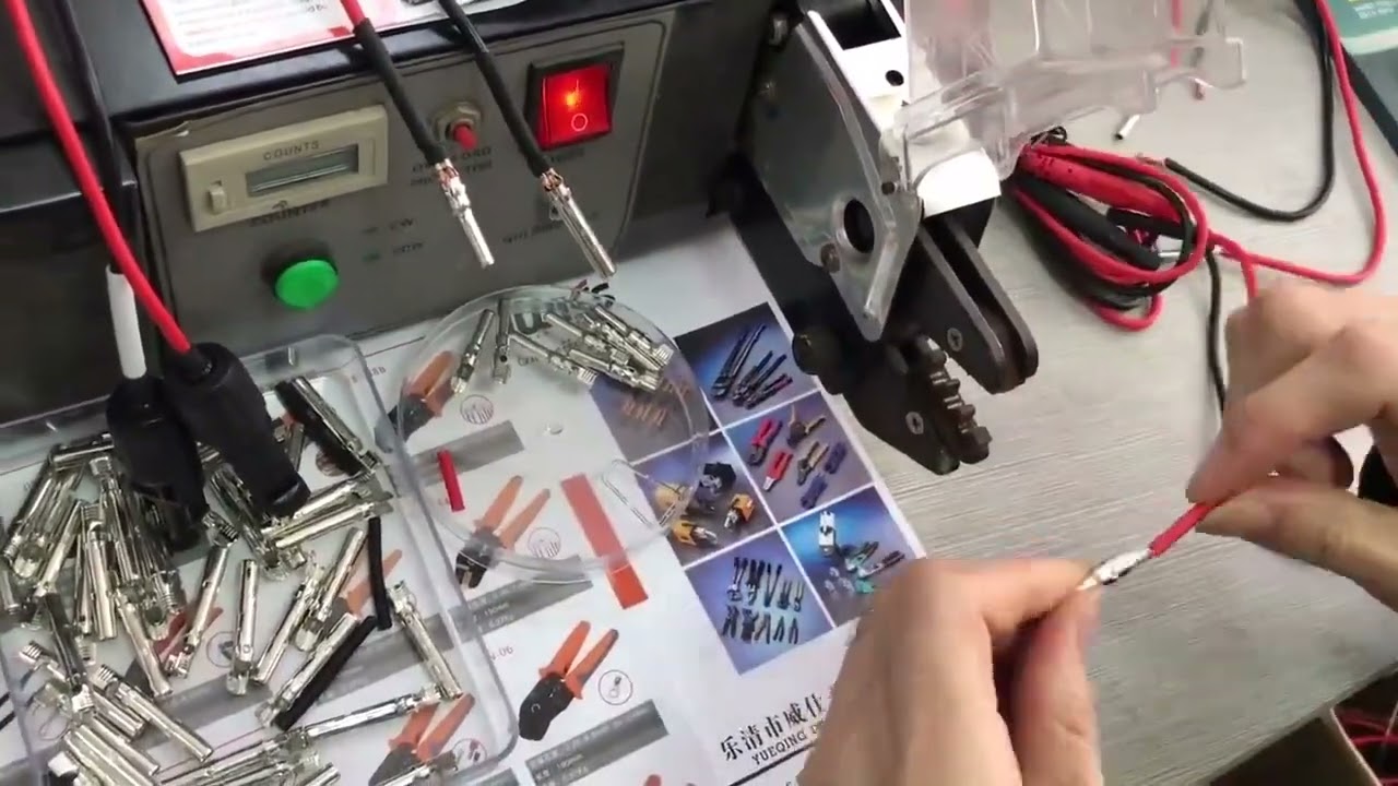 Macchina Crimpatrice Elettrica per Terminali EM6B2 PRO con Spellafili e Tagliafili