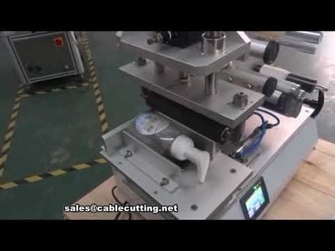 Etichettatrice semiautomatica manuale per bottiglie - Applicazione su superfici piane