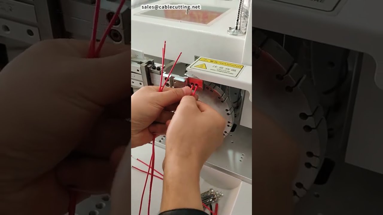 Macchina Automatica per Inserimento Tubi e Guaine | Automazione Industriale #fabbrica #macchinario
