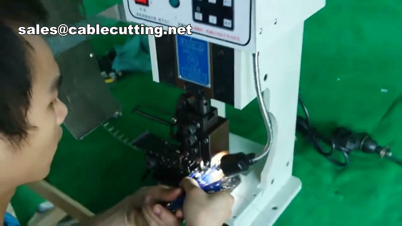 Macchina crimpatrice terminali elettrica silenziosa - Crimpatura efficiente per cavi e terminali