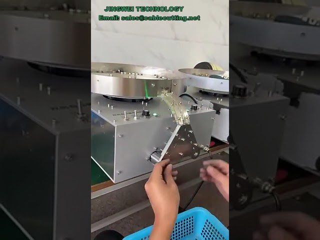 Nuova Macchina Automatica Elettrica per Assemblaggio Dadi – Serraggio Viti e Montaggio di Precisione