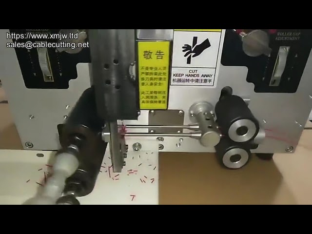Macchina Automatica per Tagliare, Spelare e Attorcigliare Due Cavi Elettrici da 4mmq