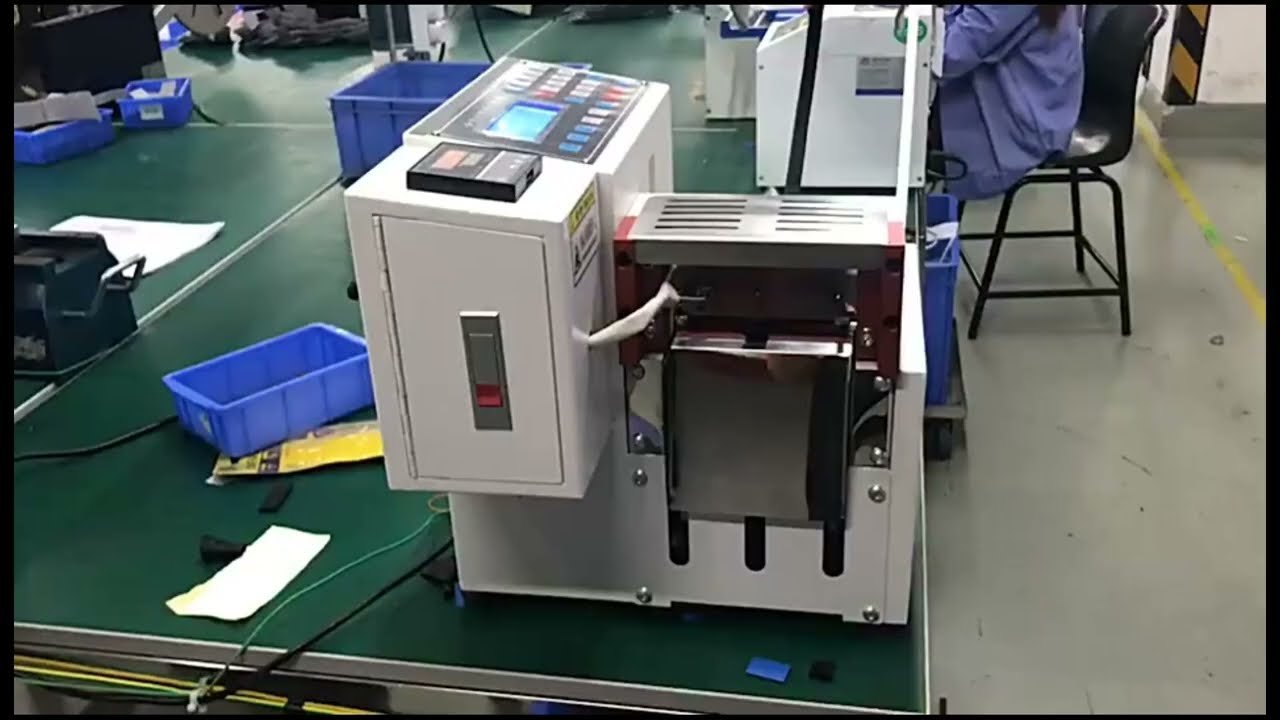 Macchina per taglio nastri in nylon e strisce di tessuto - Tagliatubi automatica Guangdong