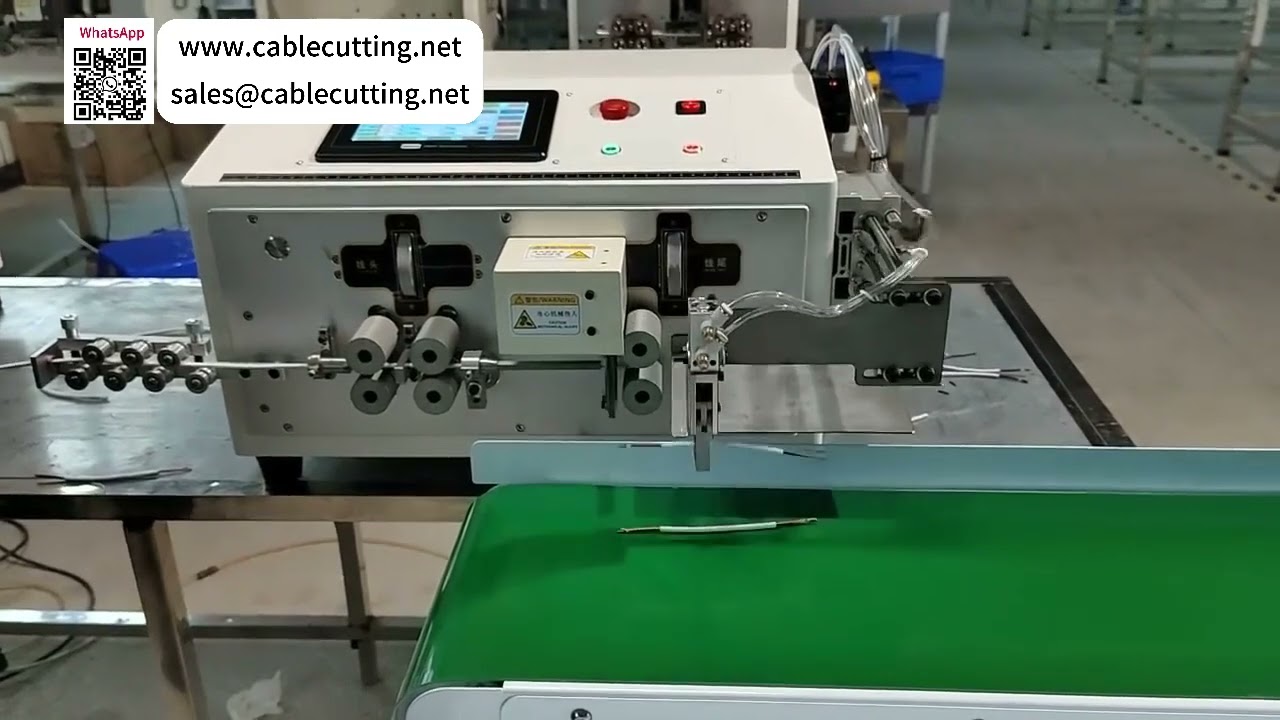 Macchina spellacavi automatica computerizzata per guaina interna ed esterna: precisione industriale