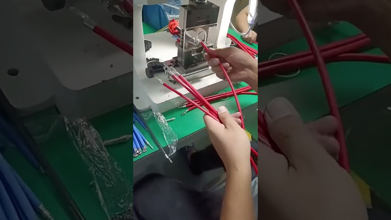 Macchina crimpatrice idraulica per capicorda in rame - Video reale da un cliente