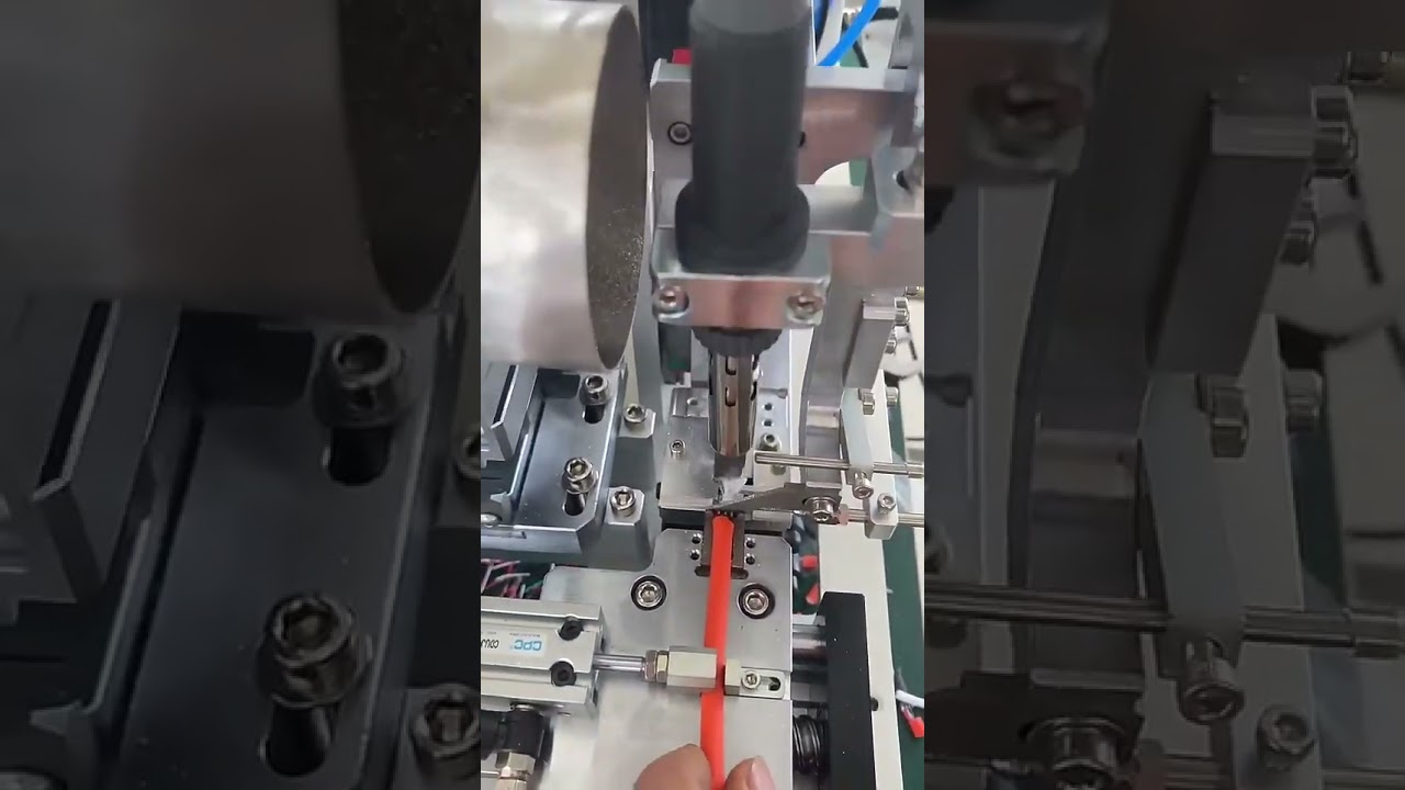 Macchina Semi-Automatica Multifunzione per Saldare, Tagliare e Spellare Cavi USB