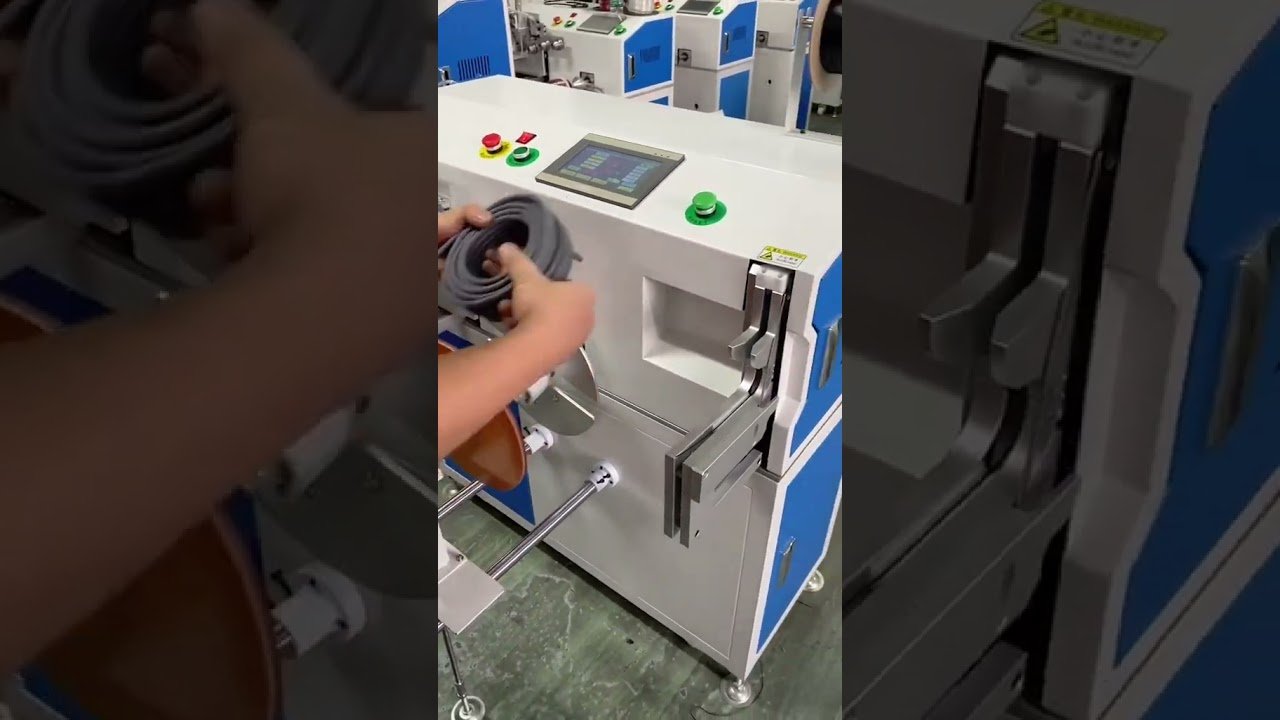 Macchina avvolgitrice versatile per cavi e fili: dosatura precisa e avvolgimento ordinato