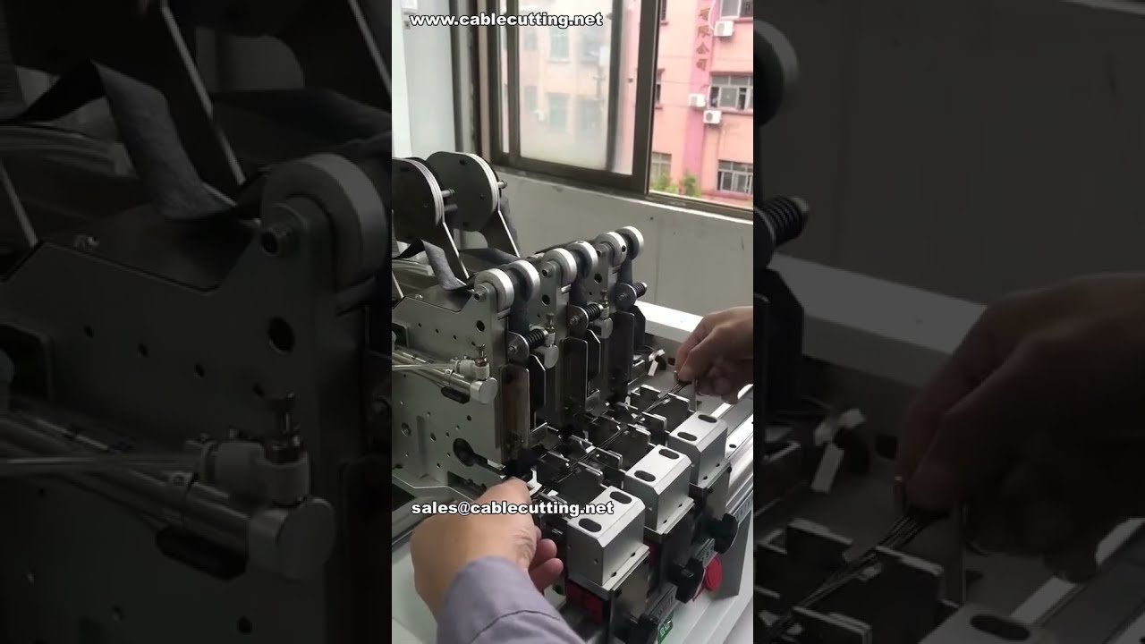 Nastratrice Spot a 3 Punti Simultanei - Minima Spaziatura 73mm per Fasci Cavi
