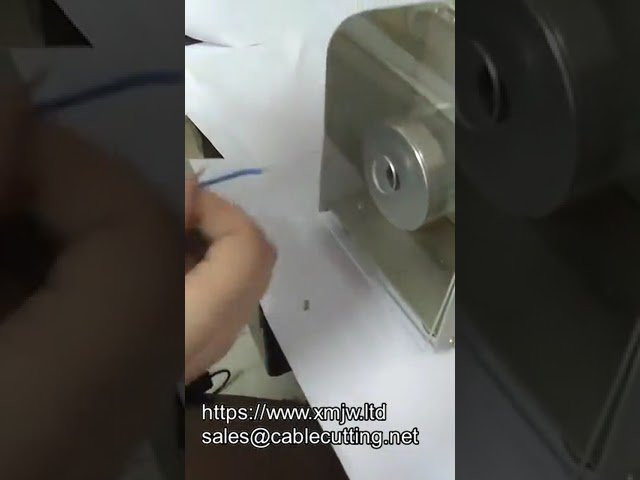 Macchina spellafili e attorcigliafili professionale: lunghezza spellatura fino a 20mm