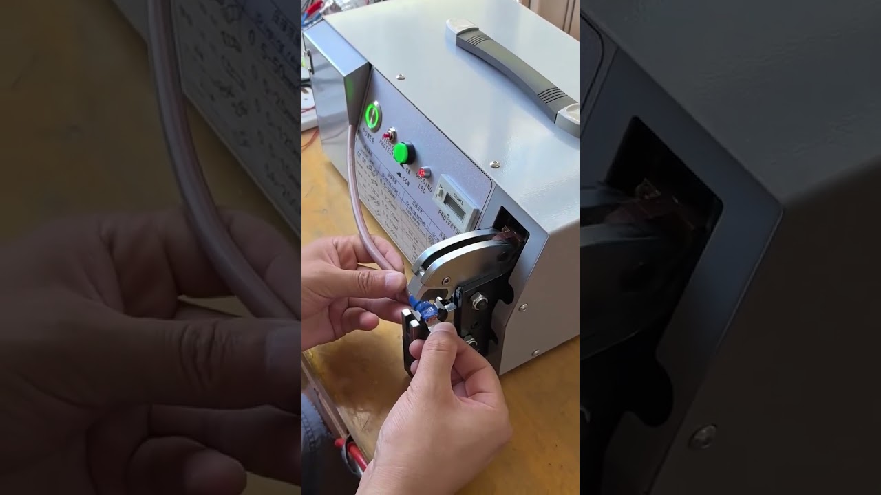 Crimpatura senza sforzo per terminali preisolati grandi con crimpatrice elettrica #fabbrica #macchina