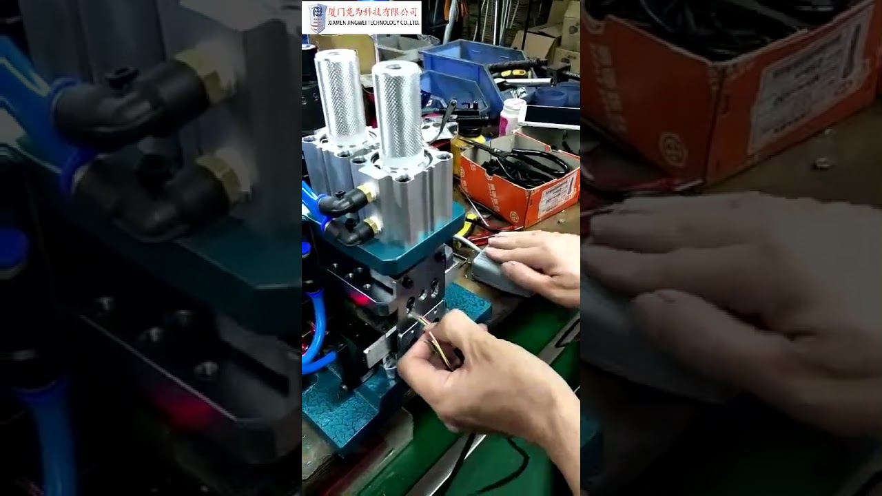 Spelafili Pneumatico Automatico per Cavi | Macchina per Strippaggio Industriale