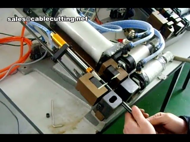 Macchina Automatica per Spelatura e Taglio Cavi – Alta Precisione e Velocità